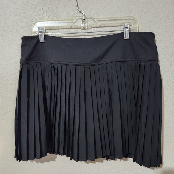Fabletics Womens Pleated Athletic Skirt XXL/1X Junior sizing - Picture 1 of 11